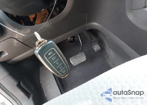 2019 Ford Escape Se z USA, uszkodzony, nr VIN 1FMCU0GD6KUC48450